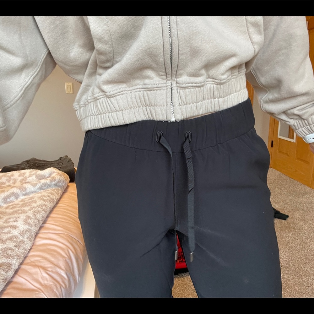 Lululemon joggers